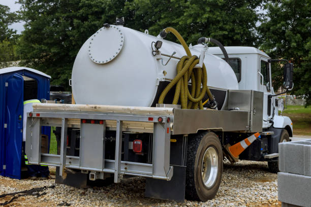 Best Portable restroom trailer rental  in Hicksville, NY